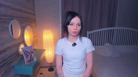 Emily online show from 11-24-25, 07:24