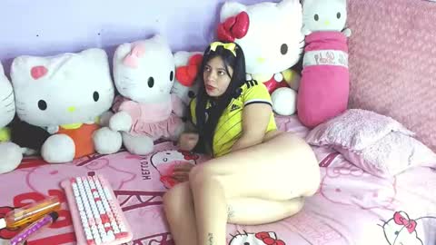 Sofa online show from 06-02-26, 04:25