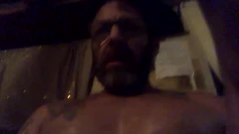 Tucker online show from 10-04-25, 08:45