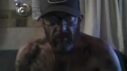 Tucker online show from 10-09-25, 08:23