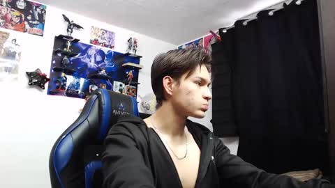 Snapshot of kanekixxxhot chatting on 09-09-25, 12:37 andres online show from 09-09-25, 12:37