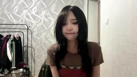 Lily online show from 05-11-26, 02:45