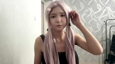 Lily online show from 06-23-26, 09:18