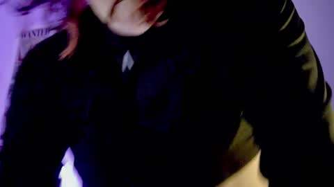   online show from 12-05-25, 01:14