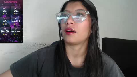 Snapshot of kanroji_mitsuri_11 chatting on 12-17-24, 08:54 Sanctuary online show from 12-17-24, 08:54