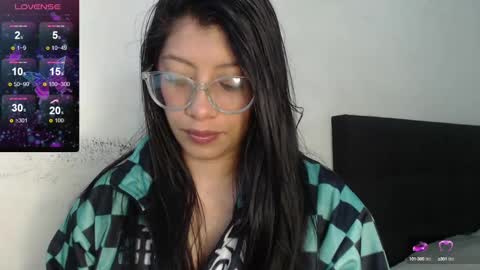 Snapshot of kanroji_mitsuri_11 chatting on 01-12-25, 12:12 Sanctuary online show from 01-12-25, 12:12