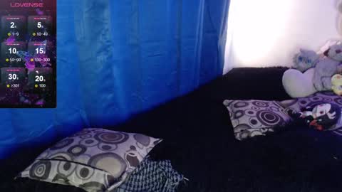 Snapshot of kanroji_mitsuri_11 chatting on 02-05-25, 08:35 Sanctuary online show from 02-05-25, 08:35