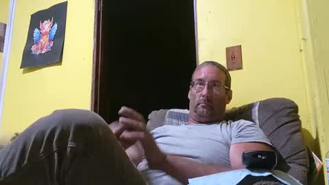 Snapshot of kansasfarmer1 chatting on 10-07-25, 12:30 kansasfarmer1 online show from 10-07-25, 12:30