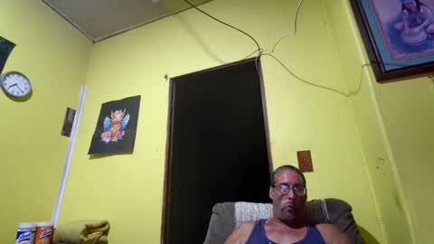 Snapshot of kansasfarmer1 chatting on 10-13-25, 12:21 kansasfarmer1 online show from 10-13-25, 12:21