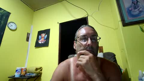 Snapshot of kansasfarmer1 chatting on 10-13-25, 12:49 kansasfarmer1 online show from 10-13-25, 12:49