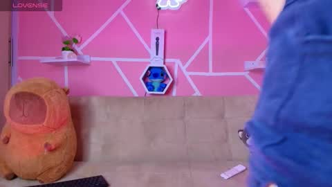 kaoriille online show from 10-30-25, 02:46