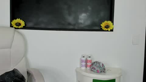 kaoryy_1 online show from 06-06-26, 11:26