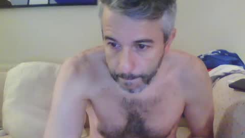 Snapshot of kap400 chatting on 07-11-26, 06:43 kap400 online show from 07-11-26, 06:43