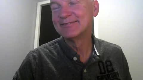 Robbie online show from 11-30-25, 06:39