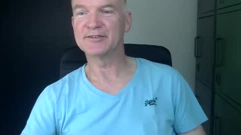 Robbie online show from 05-21-26, 02:57