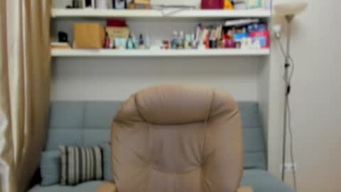 Snapshot of kara_smith_ chatting on 11-16-25, 10:04 Kara. Off from 15th till 24th of December online show from 11-16-25, 10:04