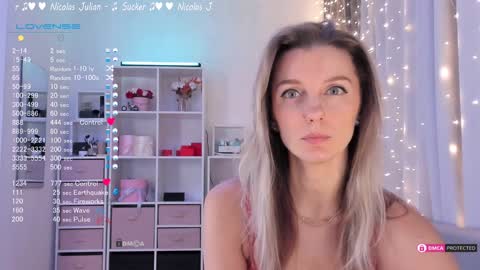 Julia online show from 02-02-25, 09:13