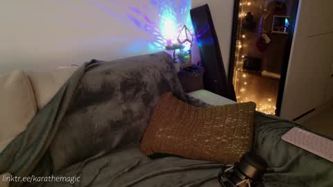 Snapshot of karathemagic chatting on 01-31-25, 06:57 I am here around 5am GMT karathemagic online show from 01-31-25, 06:57