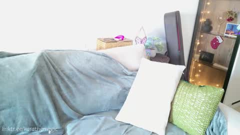 Snapshot of karathemagic chatting on 02-22-25, 07:56 I am here around 5am GMT karathemagic online show from 02-22-25, 07:56