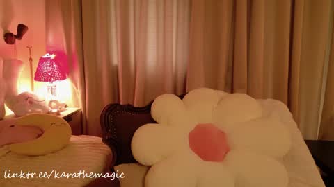 Snapshot of karathemagic chatting on 04-02-26, 02:58 I am here around 5am GMT karathemagic online show from 04-02-26, 02:58