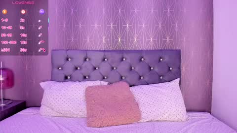 karen_roxe online show from 04-23-26, 08:33