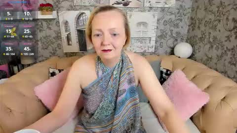 Snapshot of karen_villis chatting on 11-13-25, 09:19 Karen online show from 11-13-25, 09:19