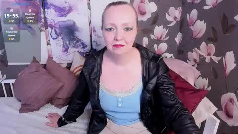 Snapshot of karen_villis chatting on 02-20-26, 12:49 Karen online show from 02-20-26, 12:49