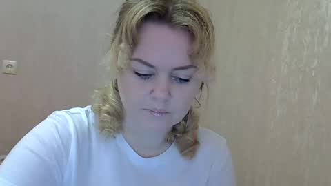 karennelsonx online show from 02-26-25, 12:14