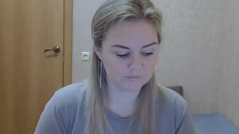 karennelsonx online show from 11-01-25, 01:57