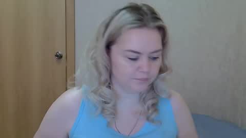 karennelsonx online show from 04-05-26, 08:33