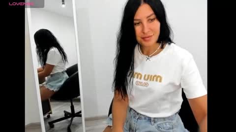 Snapshot of karensvip chatting on 09-22-25, 05:09 KarensVIP online show from 09-22-25, 05:09