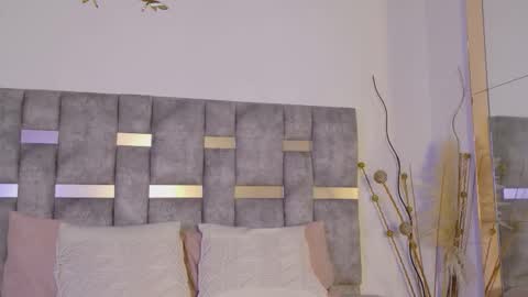 kariina_wong online show from 11-01-25, 07:27