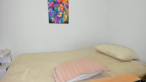 karina_lopez7 online show from 02-04-25, 10:24