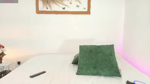 karina Taylor online show from 07-28-26, 01:45
