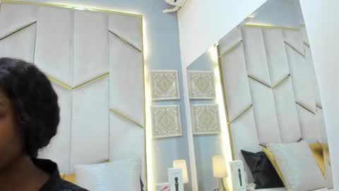 karinaacox online show from 04-22-26, 12:28