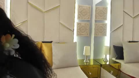 karinaacox online show from 06-12-26, 12:04