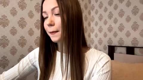 Violet online show from 10-14-25, 03:40