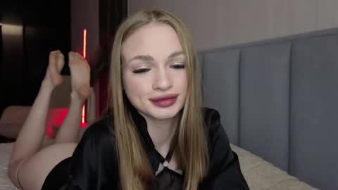 karinchik544 online show from 04-14-26, 11:27