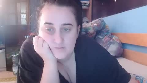 karinkabrunetka2 online show from 10-26-25, 08:53