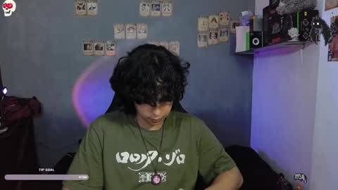 Snapshot of kariozzz chatting on 01-05-25, 01:03 call me kai 3 online show from 01-05-25, 01:03