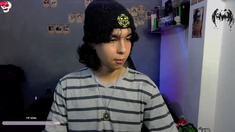 Snapshot of kariozzz chatting on 01-12-25, 08:47 call me kai 3 online show from 01-12-25, 08:47