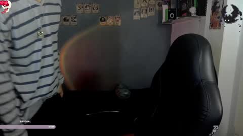 Snapshot of kariozzz chatting on 01-14-25, 07:32 call me kai 3 online show from 01-14-25, 07:32