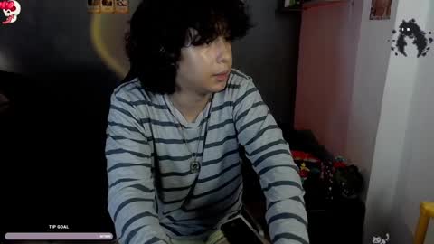 Snapshot of kariozzz chatting on 01-15-25, 04:21 call me kai 3 online show from 01-15-25, 04:21