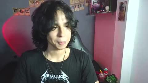 Snapshot of kariozzz chatting on 02-12-25, 11:51 call me kai 3 online show from 02-12-25, 11:51