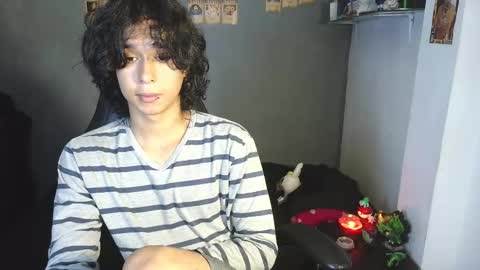 Snapshot of kariozzz chatting on 02-19-25, 02:44 call me kai 3 online show from 02-19-25, 02:44