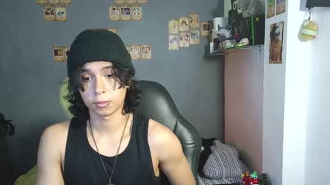 Snapshot of kariozzz chatting on 02-25-25, 06:42 call me kai 3 online show from 02-25-25, 06:42