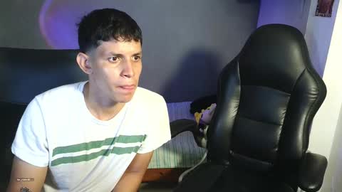 Snapshot of kariozzz chatting on 03-03-25, 05:29 call me kai 3 online show from 03-03-25, 05:29