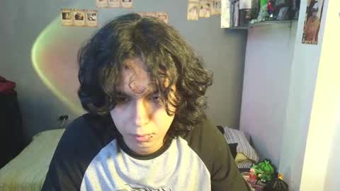 Snapshot of kariozzz chatting on 03-10-25, 01:34 call me kai 3 online show from 03-10-25, 01:34