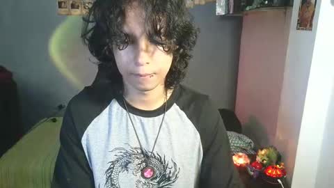 Snapshot of kariozzz chatting on 03-11-25, 12:39 call me kai 3 online show from 03-11-25, 12:39