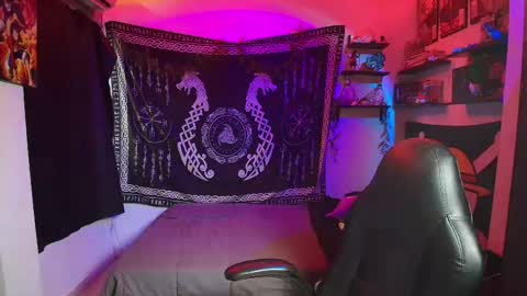 Snapshot of kariozzz chatting on 09-27-25, 06:02 call me kai 3 online show from 09-27-25, 06:02